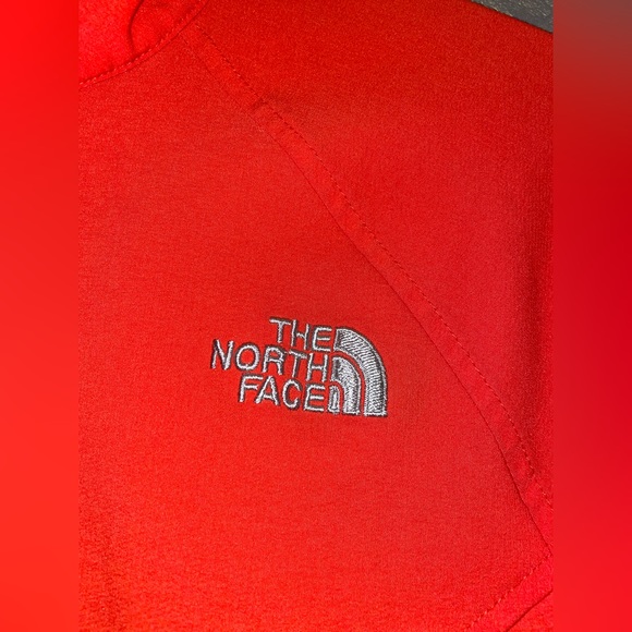 🔥🔥🔥HOST PICK 10/12🔥🔥🔥 THE NORTH FACE WOMENS FULL ZIP JACKET - Picture 2 of 12
